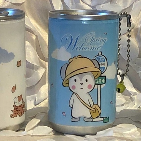 Set of 4 Mouse Design Mini Travel Wet Wipes in a Can With Keychain and Bell - Picture 2 of 7